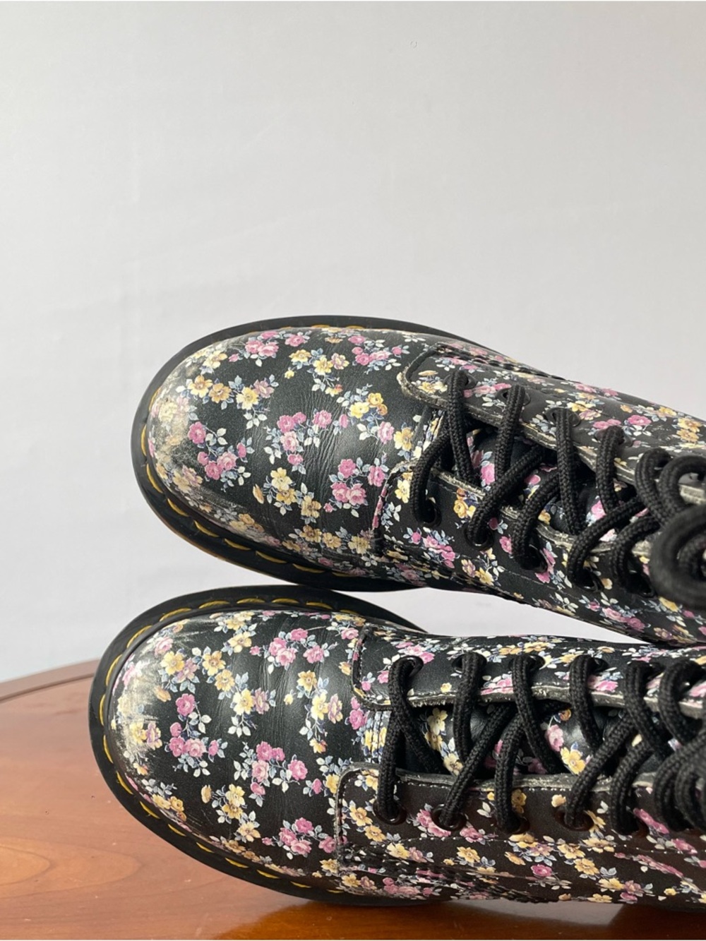 Dr Martens Women's Floral 1460 Mini Tydee 8 Eyelet Black Boots | US 5 - Picture 5 of 8